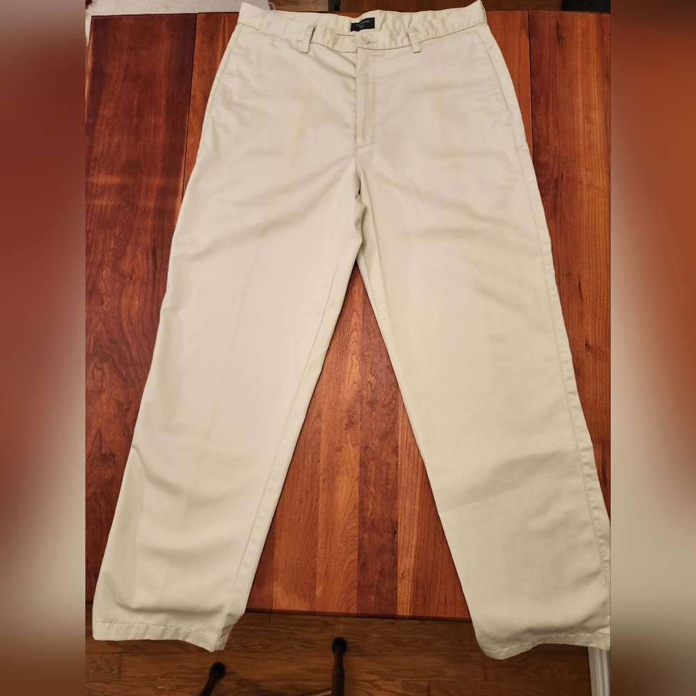 Men's Dockers dress pants - Picture 9 of 11